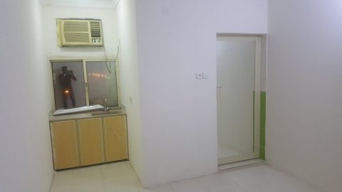 Studio flat for rent in barbar 1bedroom  شقة ستوديو للإيجار بمنطقة باربار  2