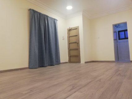 Flat for rent in zinj near to aljazira super markets 1bedroom 3