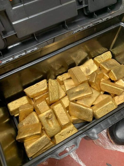 Gold bar's Available for sale contact +27613006030 1