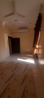 Studio with electricity for rent in Karbabad, near Karbabad Park..