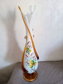 مزهرية انتيك من زجاج الاوبالين الفرنسي مستوحى من فن المورانو القديم  2