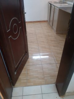 #For rent a studio with electricity in Salmaniya near City Furniture  # 5