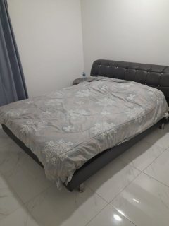 #For rent, a fully furnished apartment in Zinj area T  3