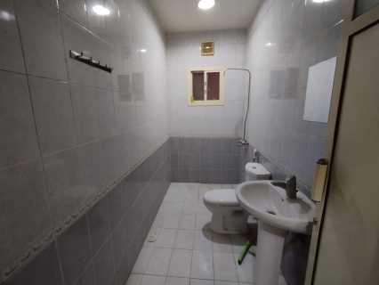 #For rent apartments with electricity in Al-Qudaybiya near Al-Man 4