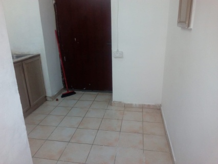 #For rent studios with electricity in Salmaniya behind the Apple  2