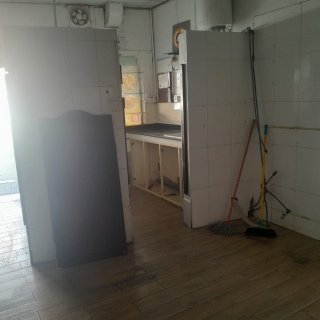 #For rent a shop suitable for a small restaurant in Riffa near th 7