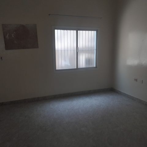 #For rent in Ras Rumman, a 2-bedroom apartment opposite Ashraf So 4