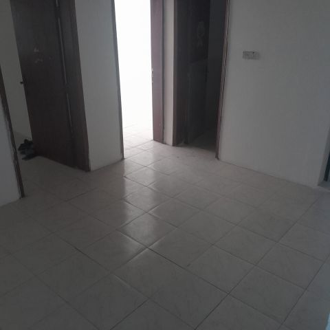 #For rent with electricity, a 2-bedroom apartment in Manama, near 6