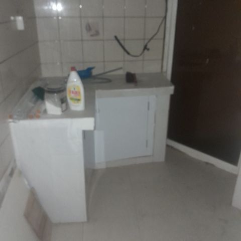 #For rent 2 bedroom apartment in Al-Qudaybiyah opposite Al-Mannai 8