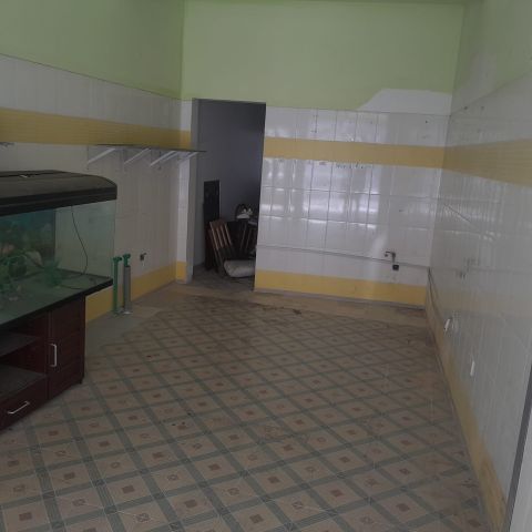 #For rent a commercial shop in Al-Qudaybiyah, Abdulrahman Al-Fade 3