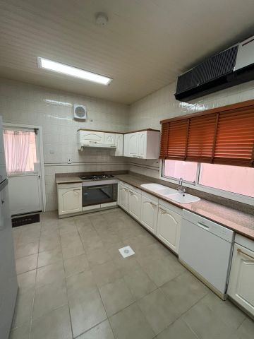 #For rent a villa in Al-Mahouz area near the Egyptian and Turkish 6