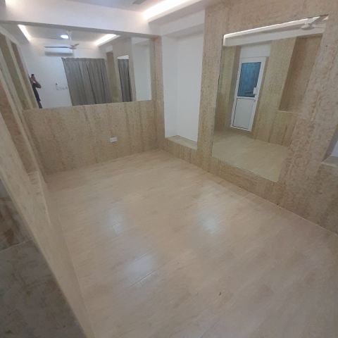 #For rent a studio with electricity in Ras Rumman opposite Ashraf 2
