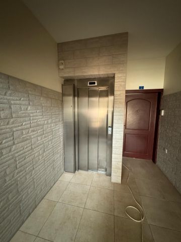 ???? شقة للإيجار ???? ???? الموقع: منطقة سند، 2