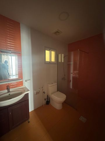 Apartment for rent in Janabiyah 8