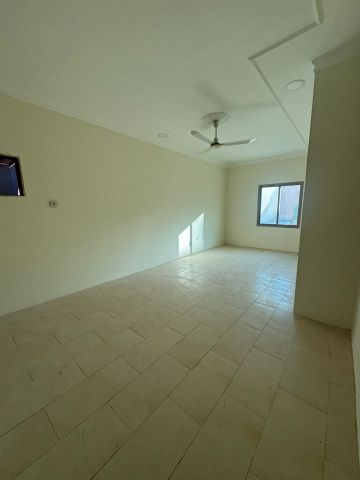 للإيجار شقة في سلماباد 9