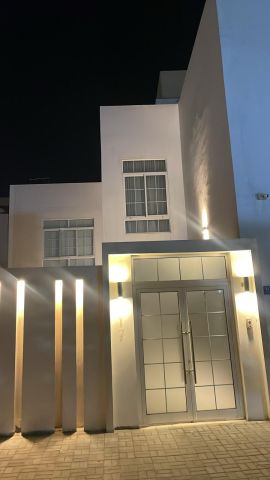 فيلا في دمستان الجديدة للبيع