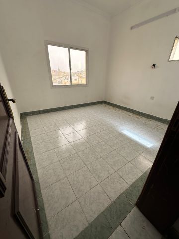  للايجارشقة في الرفاع الشرقي الحجيات  3