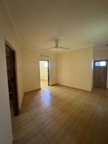 للإيجار شقة في السنابس 2