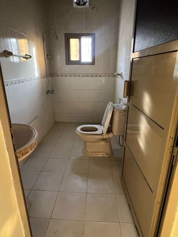 للايجار شقه في منطقه بوري 4