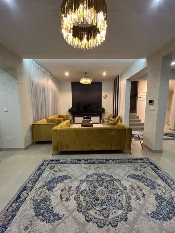  للبيع فيلا مميزة في ديار المحرق  7