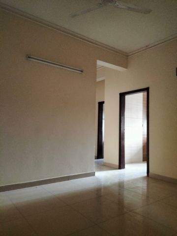 للبيع عمارة تجارية في الرفاع الشرقي 6