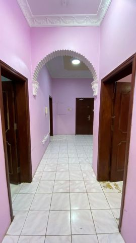Apartments in Sanabis for rent for less than 200 dinars, with nic