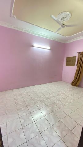 Apartments in Sanabis for rent for less than 200 dinars, with nic 4