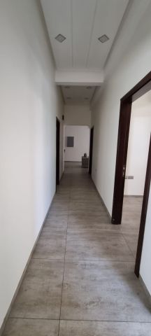 للبيع شقة في سار 2
