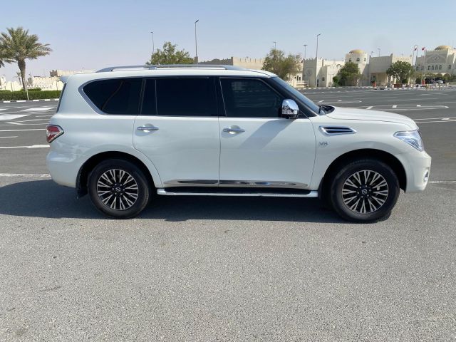 Nissan patrol platinum  4