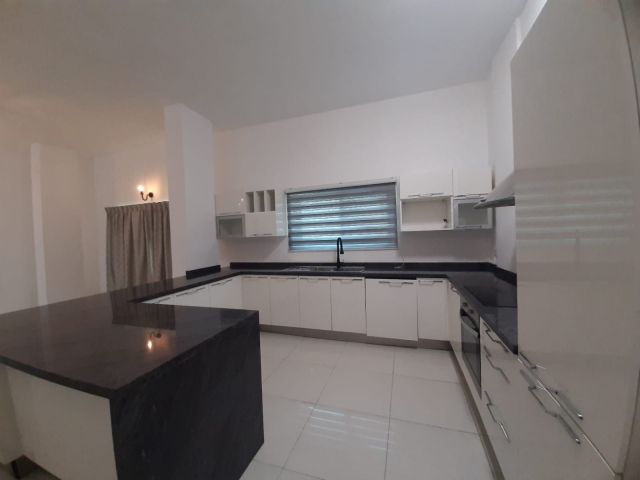 شقة للإيجار في سار / الجنبية  6