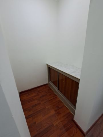 يتوفر شقة للإيجار في الدير بالقرب من المطار 7