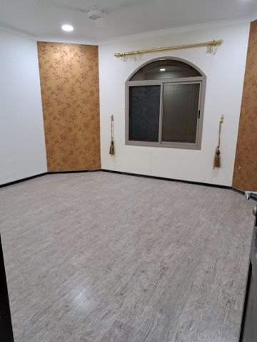 يتوفر شقة للإيجار في الدير بالقرب من المطار 8