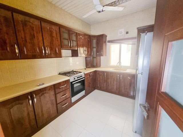 للإيجار شقة في المقشع 2