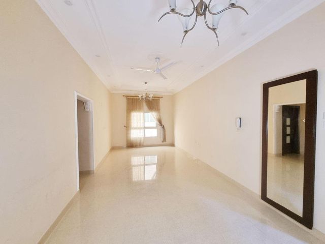 للإيجار شقة في المقشع 3