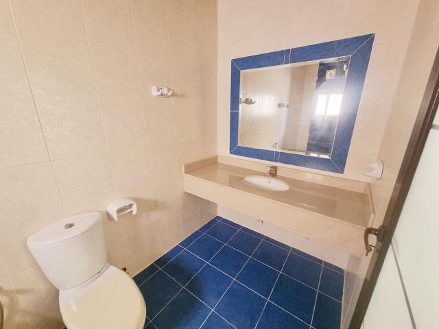 للإيجار شقة في المقشع 4