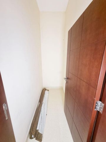 للإيجار شقة في المقشع 8