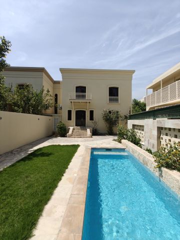 #للايجار فيلا نصف فرش في منطقه الماحوز خلف السفاره المصريه  الفيل 5