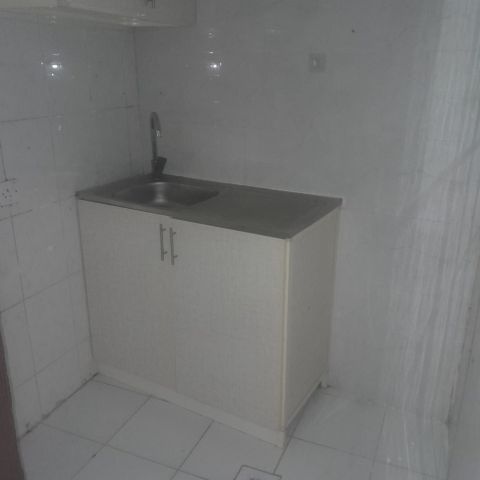 #For rent, a one-bedroom apartment with electricity in Ras Rumman 2