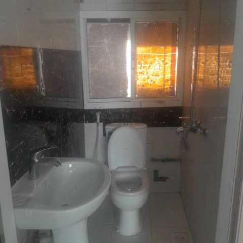 #For rent, a one-bedroom apartment with electricity in Ras Rumman 5
