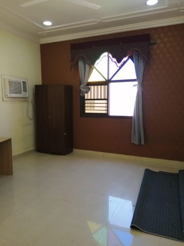 #For Rent: Elegant and quiet studio apartment in Karbabad, near Z