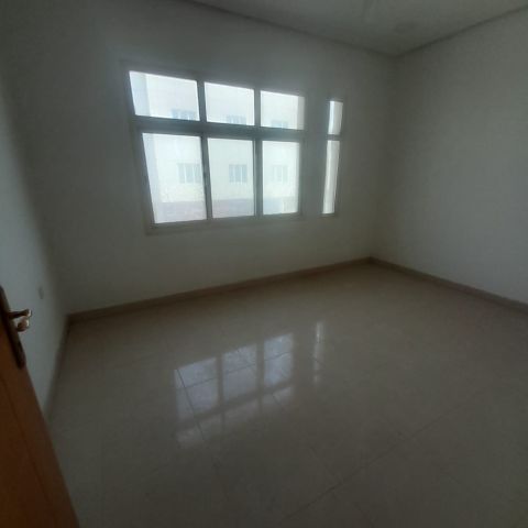 Flat for rent at Sayah area Busaiteen  sea vew   