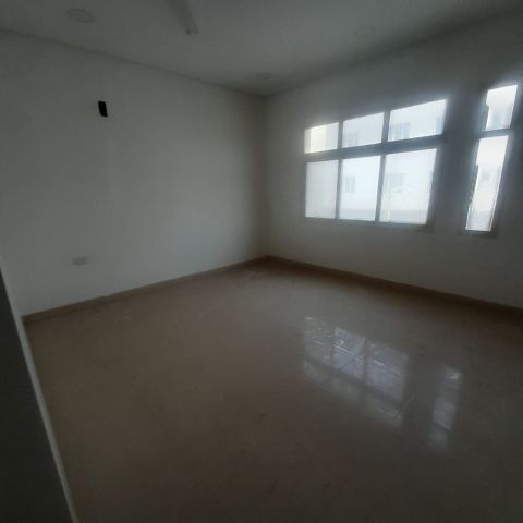 Flat for rent at Sayah area Busaiteen  sea vew    3