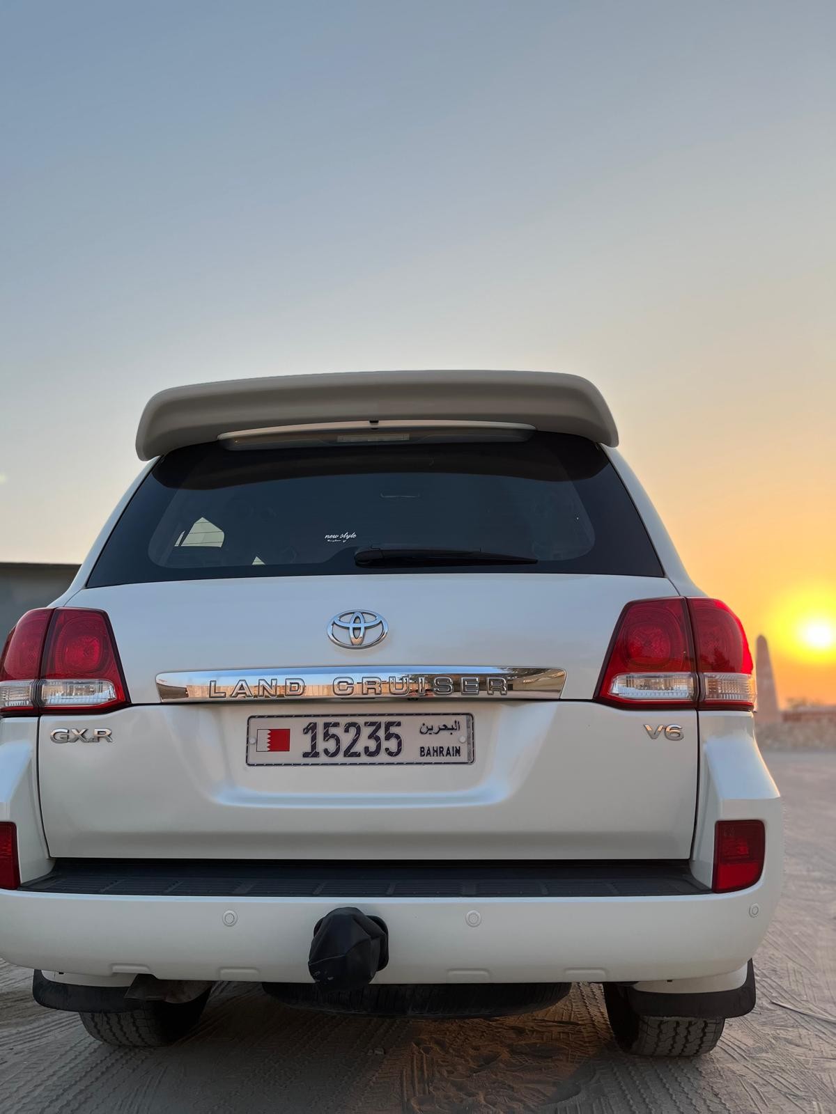 للبع لاندكروزر GXR سته سلندر 2011 3