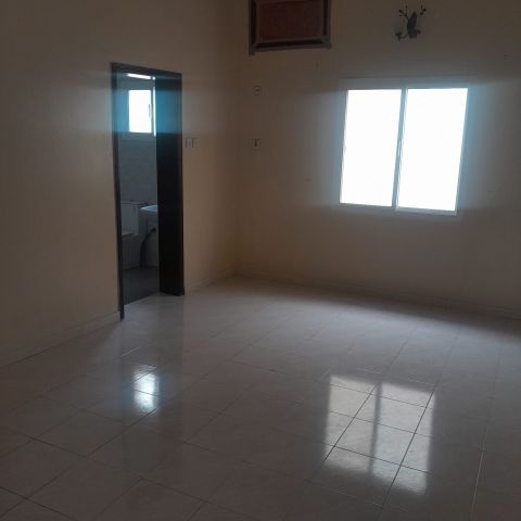#ForRent: 3-bedroom apartment in Tubli, near Kanoo Mosque. The ap 8
