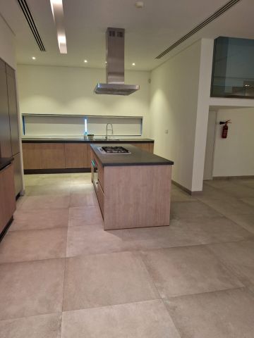 #ForRent Fully Furnished Villa in Zinj Area, Excellent and Quiet  4