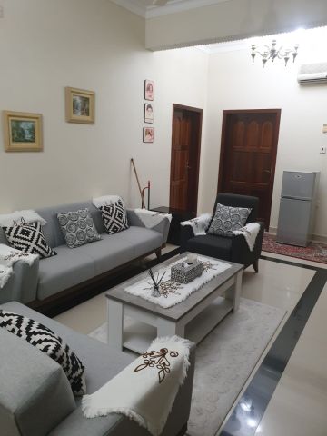 #للبيع فيلا سكنيه  في منطقه الزنج قريب من المستشفي الكندي والحديق 6