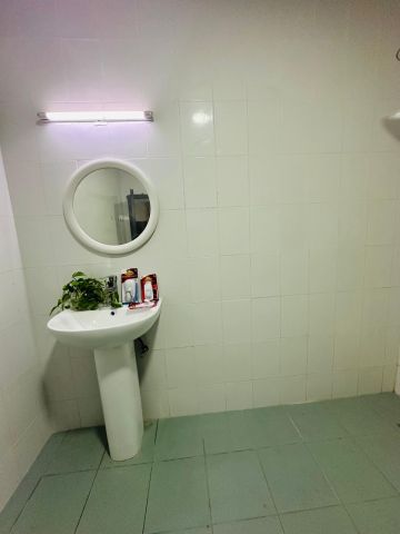 #For Rent: Studio apartment in Adliya, near the Gulf Hotel. Fully 7