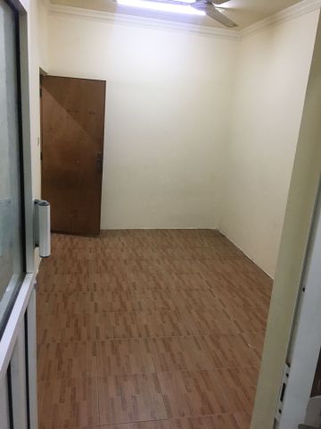 #Apartment for rent with electricity included in Ras Rumman area,