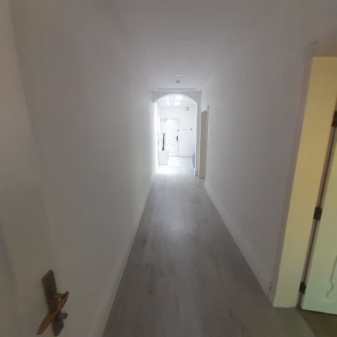 #ForRent in Zinj area, quiet location, 2-bedroom apartment with e 3