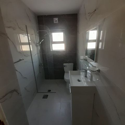 #ForRent in Zinj area, quiet location, 2-bedroom apartment with e 4